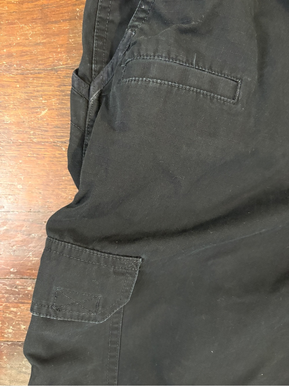 5.11 34” Tactical Cargo Shorts Black Utility Elastic Waist - Picture 6 of 7